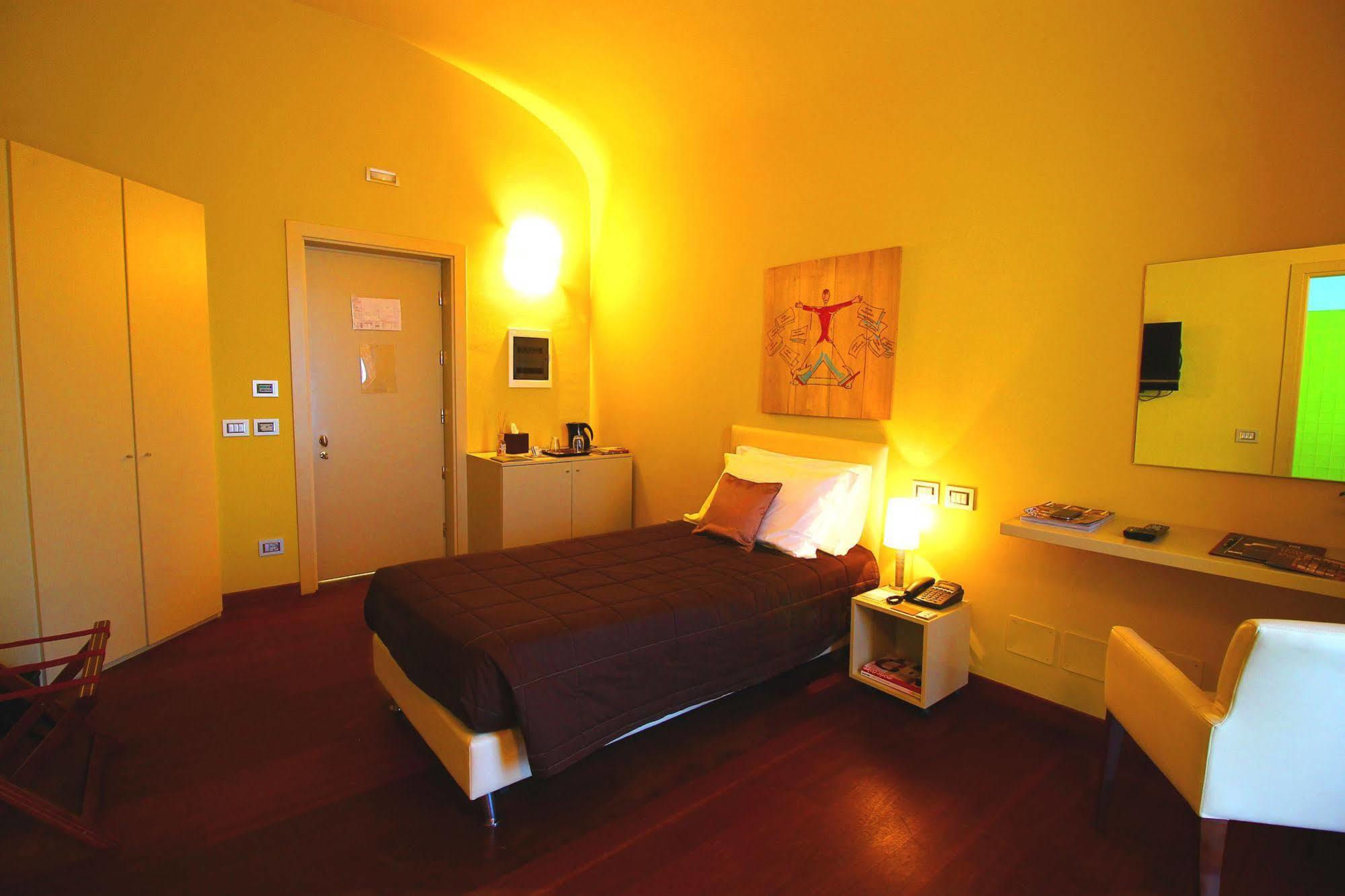 La Fermata Resort Alessandria Buitenkant foto